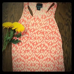 Flowey light peach colored tank top